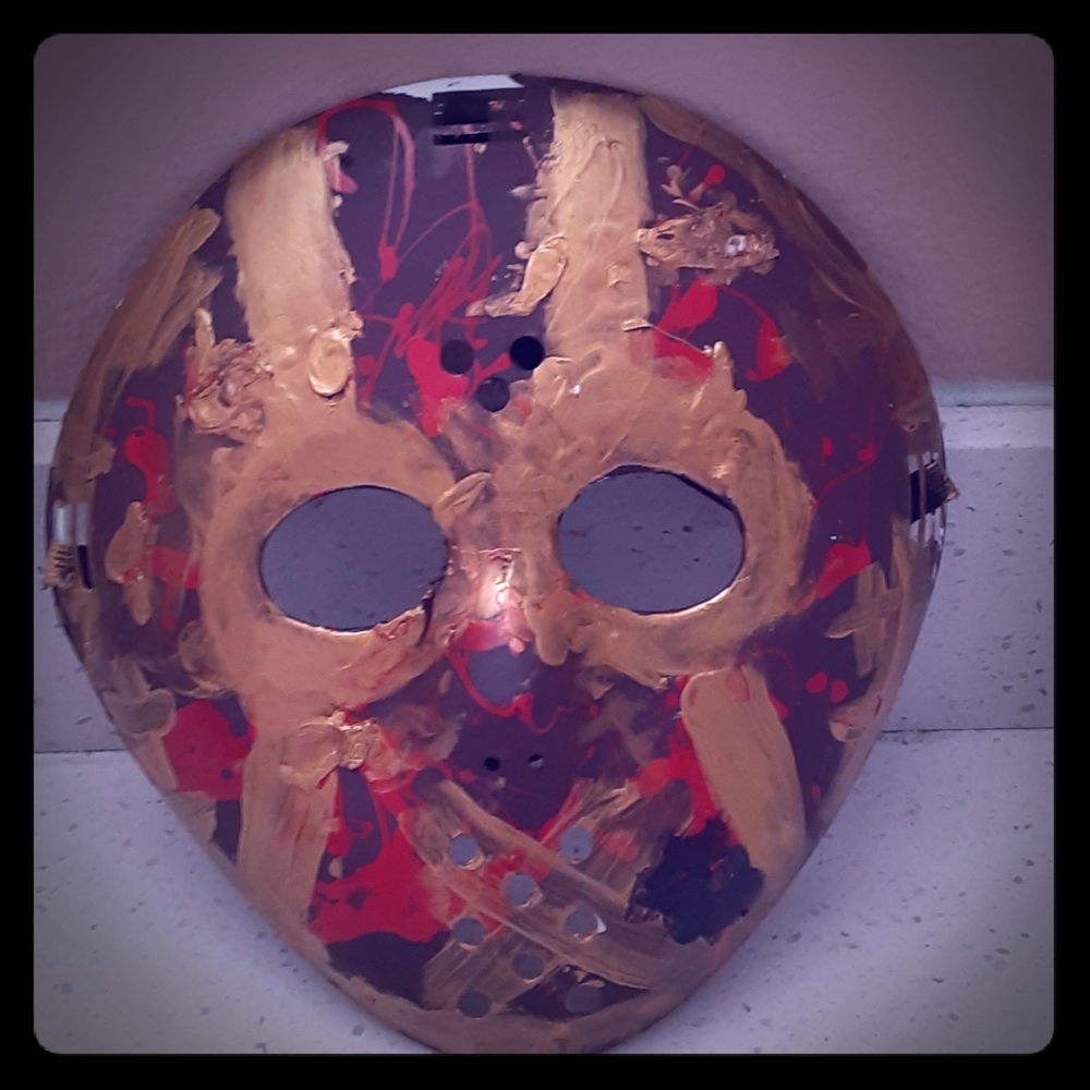 Gold mask